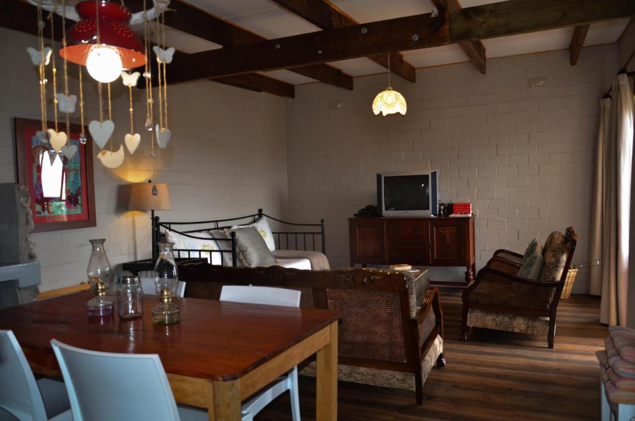 لانجيبان The Stables Accommodation المظهر الخارجي الصورة