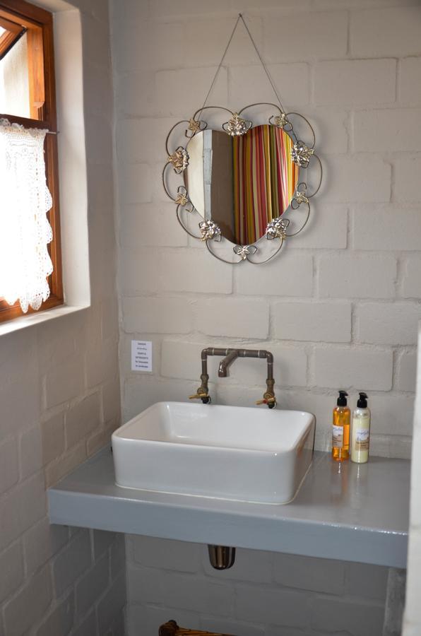 لانجيبان The Stables Accommodation المظهر الخارجي الصورة